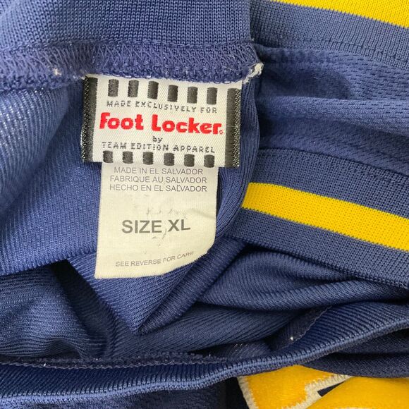 VINTAGE Foot Locker Michigan Wolverines #30 Basketball Jersey Men’s size XL - Picture 3 of 8